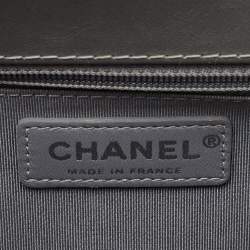 Pre Owned Chanel Silver Quilted Leather New Medium Boy Flap Bag