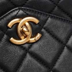 Pre Owned Chanel Black Quilted Leather Flap Gold Top Handle Bag