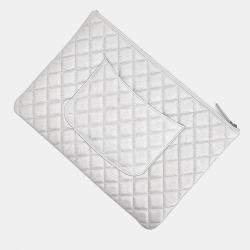 Pre Owned Chanel Silver Caviar Leather Clutch Bag