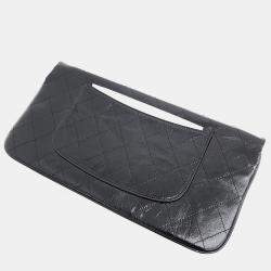 Pre Owned Chanel Black/White Vintage Leather 31 Flap Clutch Bag