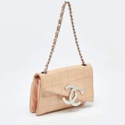Pre Owned Chanel Peach Square Quilt Patent Leather Diagonal CC Flap Bag