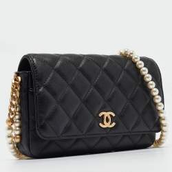 مملوكة مسبقًا Chanel Black Quilted Leather Pearl WOC Bag