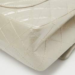Pre Owned Chanel Beige Quilted Leather 226 Classic Reissue 2.55 Flap Bag