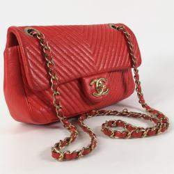 Chanel Red Medium Wrinkled Calfskin Quilted Chevron Medallion Charm Surpique Flap