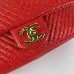 Chanel Red Medium Wrinkled Calfskin Quilted Chevron Medallion Charm Surpique Flap