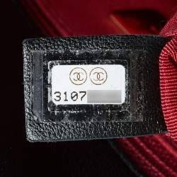 Pre Owned Chanel Black Quilted Leather Small 19 Flap Bag