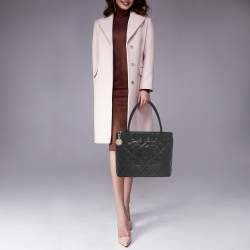 Pre Owned Chanel Black Quilted Caviar Leather Medallion Tote