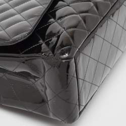 Pre Owned Chanel Black Quilted Patent Leather Maxi Classic Single Flap Bag