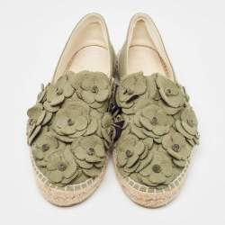 Chanel Army Green Canvas Camelia Espadrille Flats Size 40