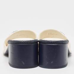 Chanel White Leather Woven CC Slide Sandals Size 37.5