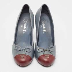 Pre Owned Chanel Grey/Burgundy Leather CC Cap-Toe Bow Pumps Size 38