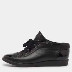 Pre Owned Chanel Black Patent and Leather CC Low Top Sneakers Size 38