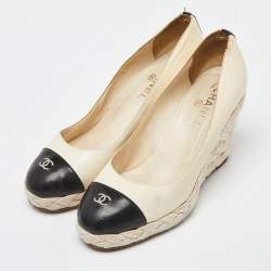 Pre Owned Chanel Cream/Black Leather CC Cap Toe Espadrille Wedge Pumps Size 41