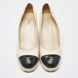 Pre Owned Chanel Cream/Black Leather CC Cap Toe Espadrille Wedge Pumps Size 41