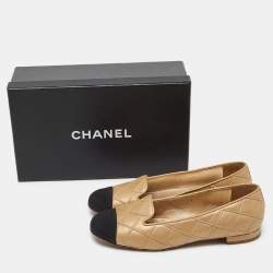 Chanel Beige/Black Quilted Leather Slip On Smoking Slippers Size 38.5
