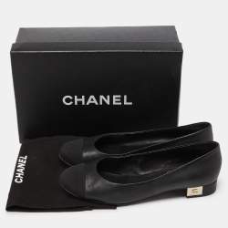 Pre Owned Chanel Black Leather and Canvas CC Cap Toe Ballet Flats Size 39