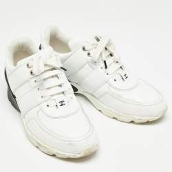 Pre Owned Chanel White/Black Leather And Satin CC Low Top Sneakers Size 39.5