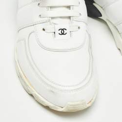 Pre Owned Chanel White/Black Leather And Satin CC Low Top Sneakers Size 39.5