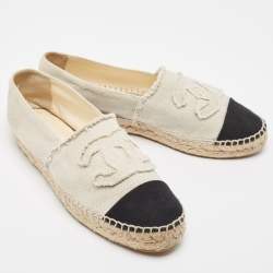 Pre Owned Chanel Grey/Black Canvas CC Cap Toe Espadrille Flats Size 40