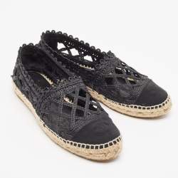 Pre Owned Chanel Black Woven Raffia and Grosgrain CC Cap Toe Espadrille Flats Size 39