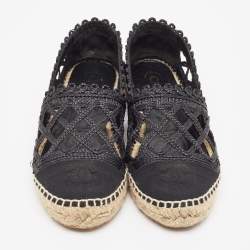 Pre Owned Chanel Black Woven Raffia and Grosgrain CC Cap Toe Espadrille Flats Size 39
