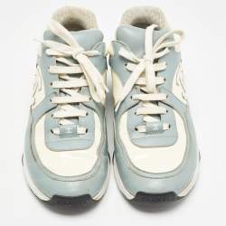 Pre Owned Chanel Blue/White Patent and Leather CC Low Top Sneakers Size 39.5