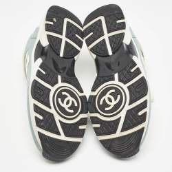 Pre Owned Chanel Blue/White Patent and Leather CC Low Top Sneakers Size 39.5