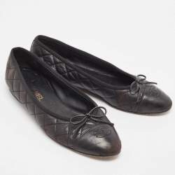Pre Owned Chanel Black Quilted Leather CC Bow Ballet Flats Size 41