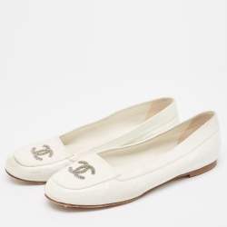 Chanel White Leather CC Smoking Slipper Size 41 