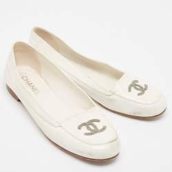 Chanel White Leather CC Smoking Slipper Size 41 