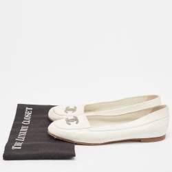 Chanel White Leather CC Smoking Slipper Size 41 