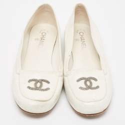 Chanel White Leather CC Smoking Slipper Size 41 