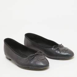 Pre Owned Chanel Two Leather Cap Toe CC Ballet Flats Size Size 41