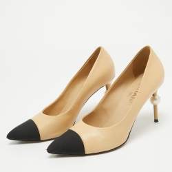 Pre Owned Chanel Beige/Black Leather And Fabric Faux Pearl Cap Toe Pointed Toe Pumps Size 38