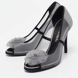 Pre Owned Chanel Grey/Black Mesh CC Bow Pumps Size 38