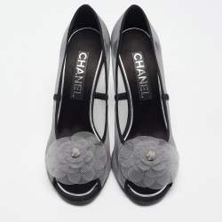 Pre Owned Chanel Grey/Black Mesh CC Bow Pumps Size 38