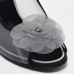Pre Owned Chanel Grey/Black Mesh CC Bow Pumps Size 38