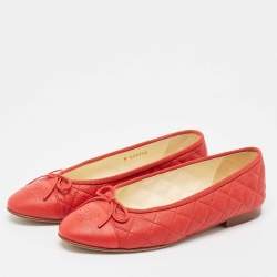 Pre Owned Chanel Red Quilted Leather CC Bow Ballet Flats Size 39