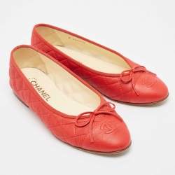 Pre Owned Chanel Red Quilted Leather CC Bow Ballet Flats Size 39