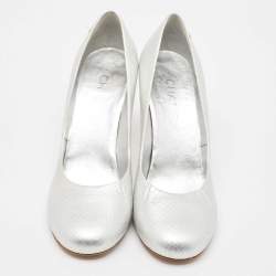 Pre Owned Chanel Silver Embossed Snakeskin CC Round Toe Pumps Size 41