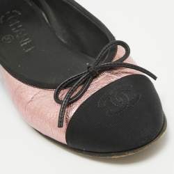 Pre Owned Chanel Metallic/Black Leather and CC Canvas Bow Ballet Flats Size 37.5