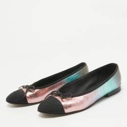 Pre Owned Chanel Metallic/Black Leather and CC Canvas Bow Ballet Flats Size 37.5