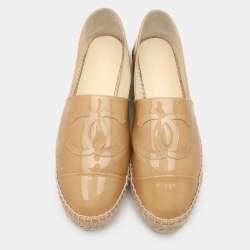 Chanel Beige Patent Leather CC Cap Toe Espadrille Flats Size 42