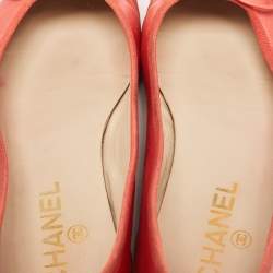 Pre Owned Chanel Red Leather and Patent CC Cap Toe Ballet Flats Size 39