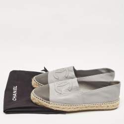 Chanel Two Tone Leather CC Espadrille Flats Size 38