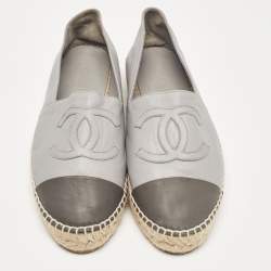 Chanel Two Tone Leather CC Espadrille Flats Size 38