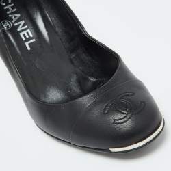 Pre Owned Chanel Black Leather Metal Toe Pumps Size 37