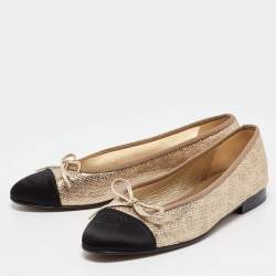 Pre Owned Chanel Gold/Black Leather and Satin CC Ballet Flats Size 37.5