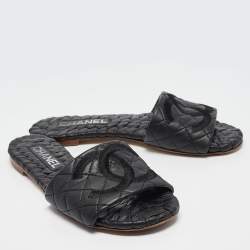 Pre Owned Chanel Black Leather CC Flat Slides Size 38