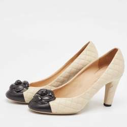 Pre Owned Chanel Cream/Black Leather Flower Pumps Size 40